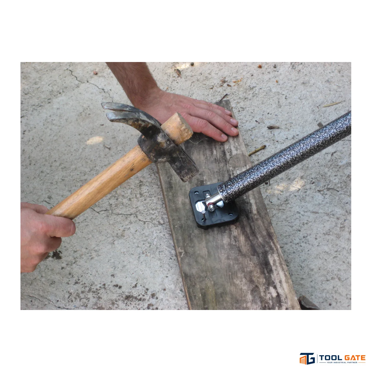 يد مساعدة تلسكوبية PIHER MAXIProp P4 Telescopic Support Prop بطول قابل للضبط من 200 إلى 375 سم – موديل 34004